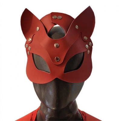Mascara Roja Con Orejas Rojas